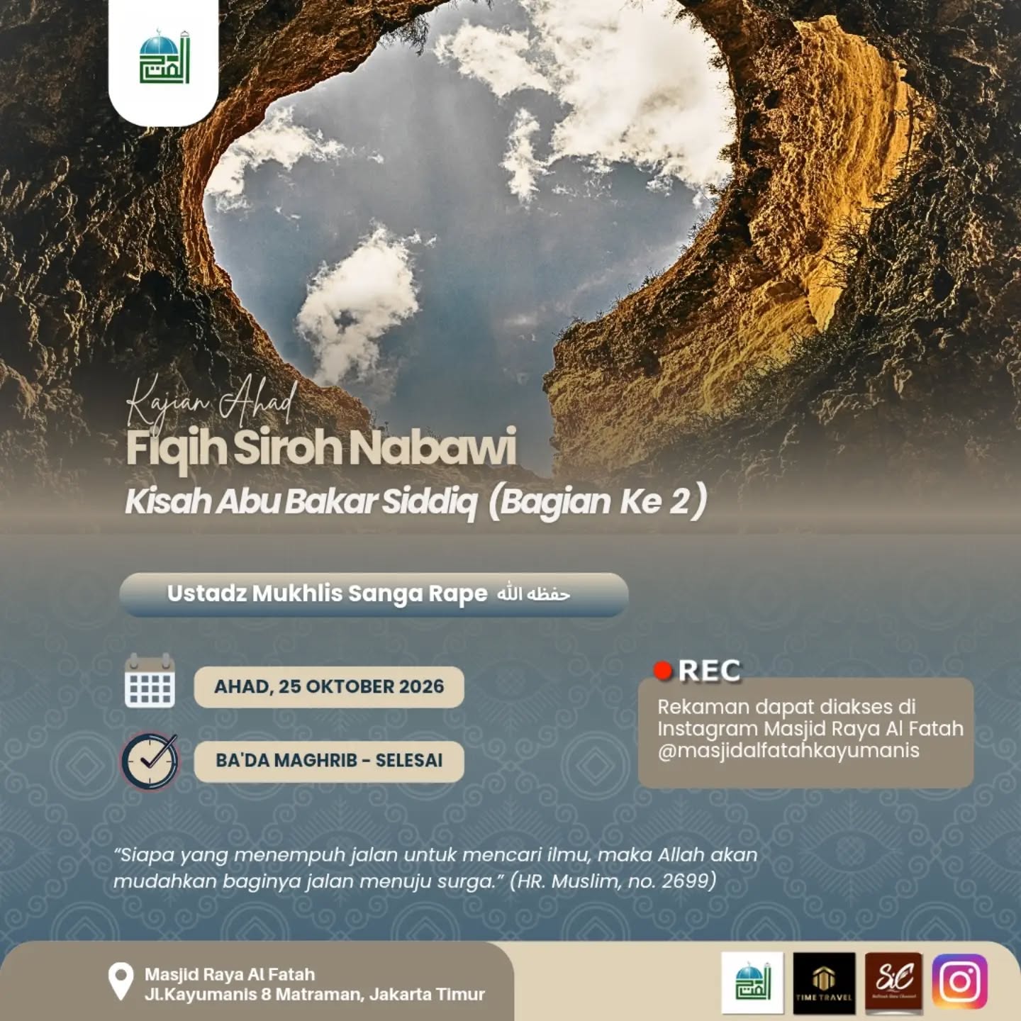 Poster asli dari @masjidalfatahkayumanis